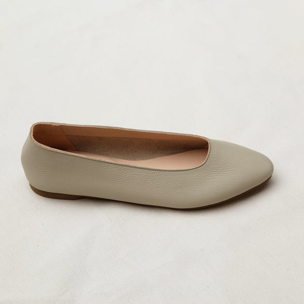 Dailey Shoe in Cloud (On-hand)