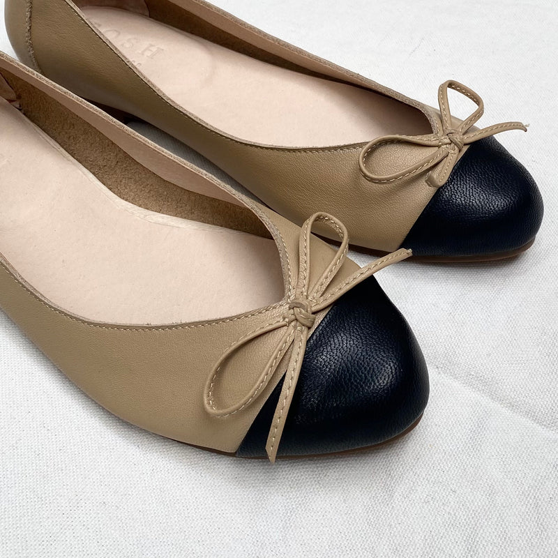 Erin Beige / Black in Genuine Leather (On-hand)