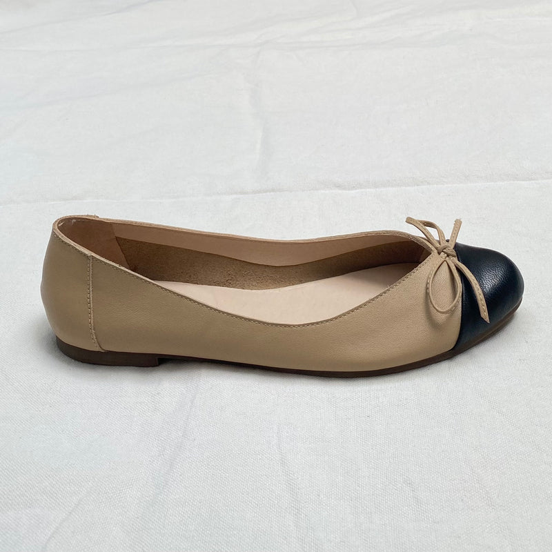 Erin Beige / Black in Genuine Leather (On-hand)