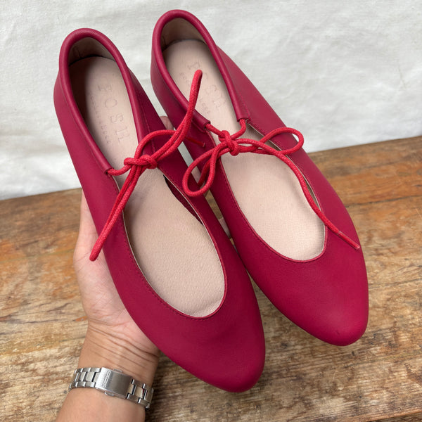 Gianna in Ruby Red - Size 10 – Posh Pocket Shoes