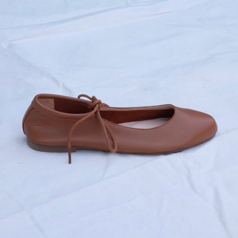 Gianna in Smooth Tan Genuine Leather (On-hand)