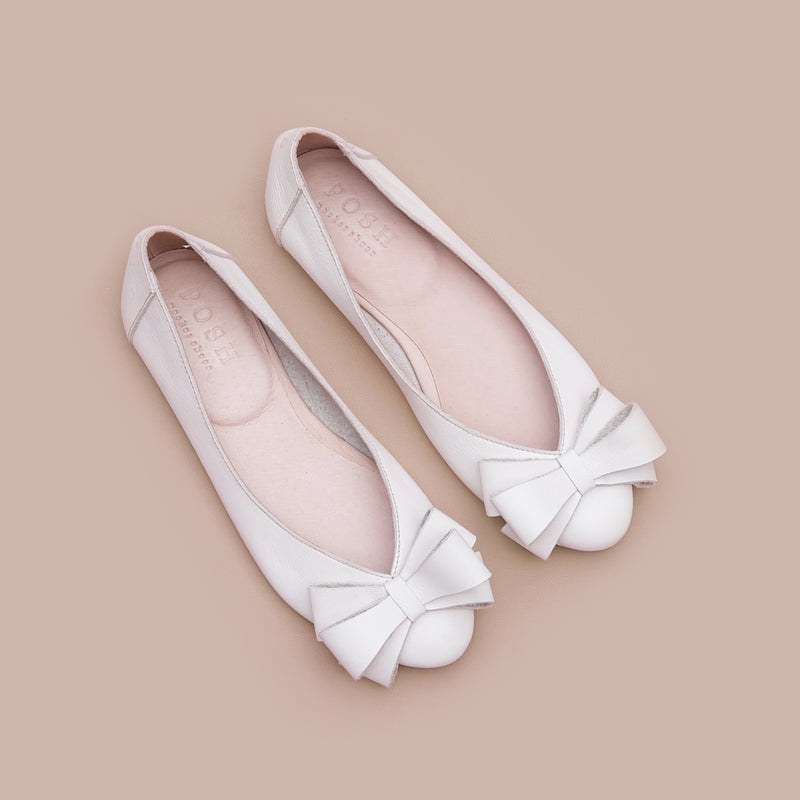 Pointy Bow Cream in Genuine Leather (Pre-Order)